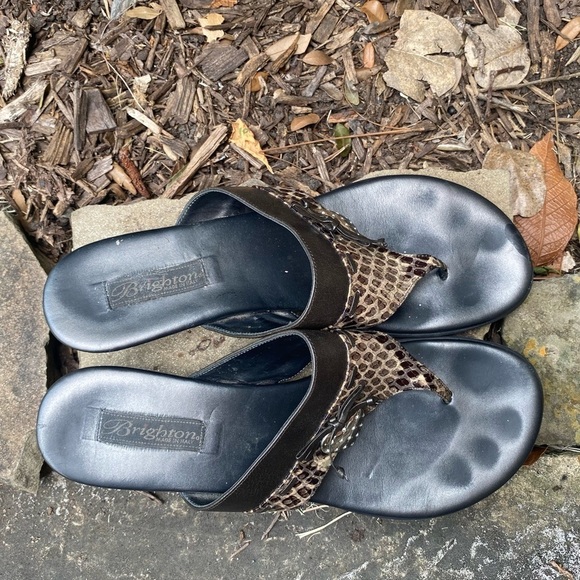 Brighton Thong Sandal Size 8.5M Animal Print & Bronze Leather Heart Rhinestone. - Picture 3 of 11